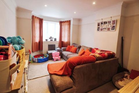 17, Buckfield Court Bathurst Walk, Iver, SL0 9BJ