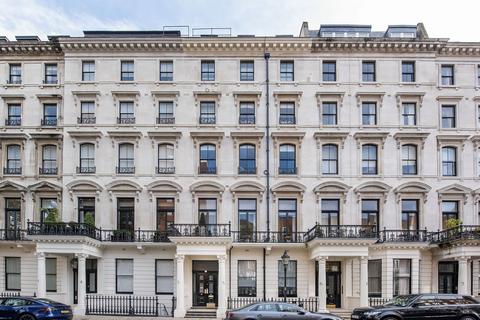 1 bedroom apartment for sale, Ennismore Gardens, Knightsbridge, SW7