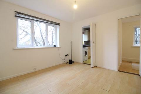 1 bedroom flat for sale, Tolpits Lane, Watford