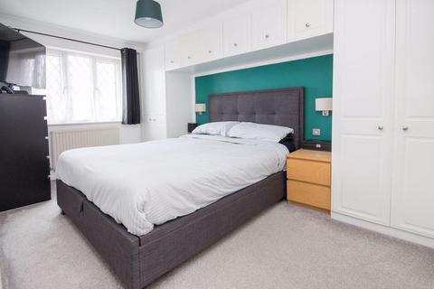 18 Alder Close, Marchwood, Southampton, SO40 4YS