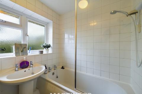 20 Budges Road, Wokingham, RG40 1PJ