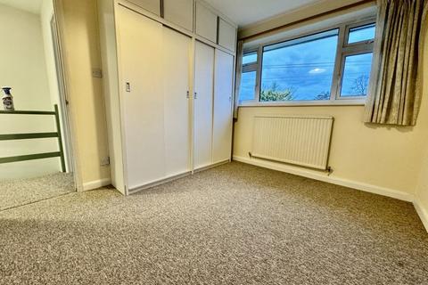 10 Furlong Close, Bourne End, SL8 5AB