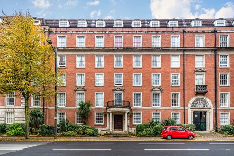 Kenilworth House, Westgate Street