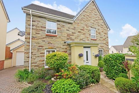 4 bedroom detached house for sale - Charnley Drive, Bodmin PL31