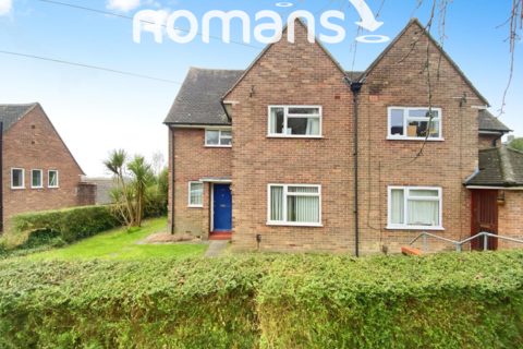 4 bedroom semi-detached house to rent - Winchester, Hampshire
