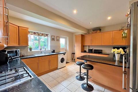 3 bedroom semi-detached house for sale, Southfield Grove, MERRY HILL