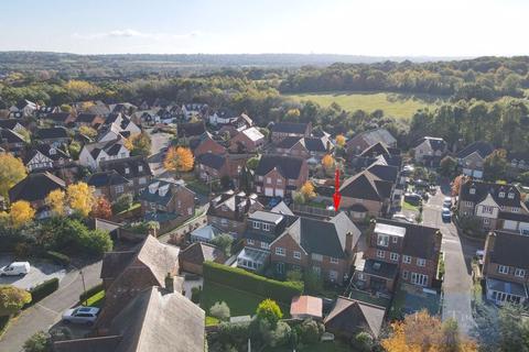 27 Fallow Fields, Loughton, IG10 4QP
