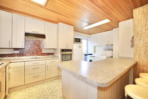 5 bedroom detached house for sale, Chigwell Rise, Chigwell IG7