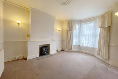 3 bedroom terraced house for sale, Southview Drive, Westcliff-On-Sea SS0