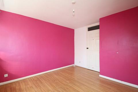 50 Blanchard Close, London, SE9 4TZ
