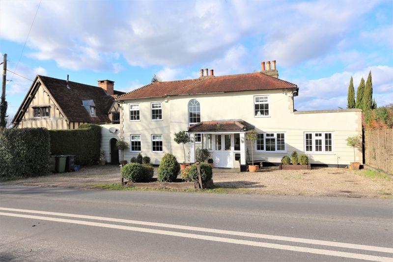 Manor Road, Lambourne End RM4 5 bed detached house for sale £1,499,000