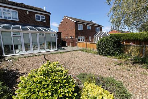 3 bedroom detached house for sale, Thurlow Close, Oadby, Leicester