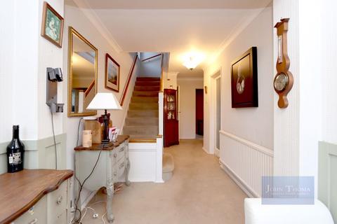 3 bedroom detached house for sale, Millwell Crescent, Chigwell IG7
