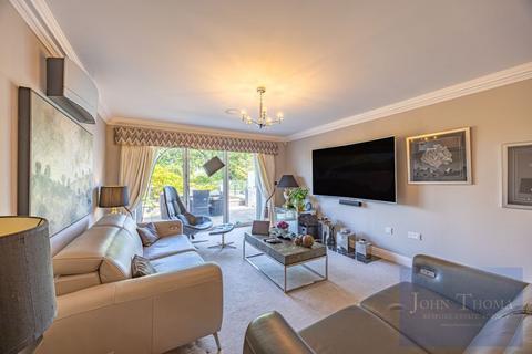 undefined, Manor Road, Chigwell IG7