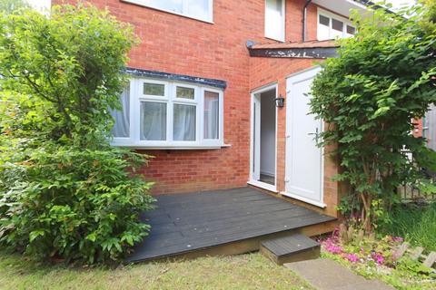 26 Garnon Mead, Coopersale, Epping, CM16 7RN