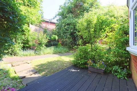 26 Garnon Mead, Coopersale, Epping, CM16 7RN
