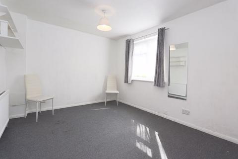26 Garnon Mead, Coopersale, Epping, CM16 7RN
