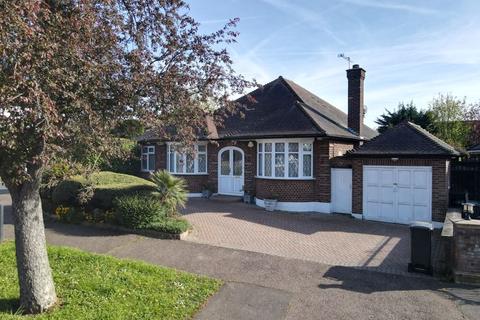4 Chigwell Park Drive, Chigwell, IG7 5BD
