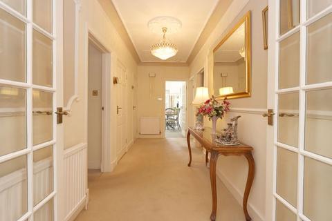 4 Chigwell Park Drive, Chigwell, IG7 5BD
