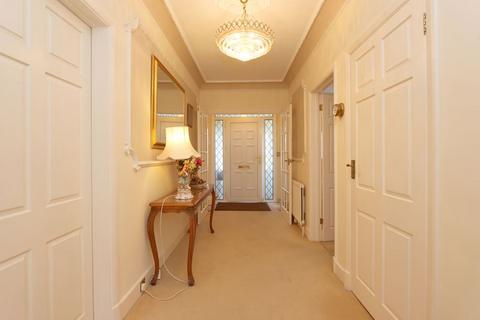 4 Chigwell Park Drive, Chigwell, IG7 5BD