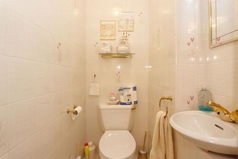 4 Chigwell Park Drive, Chigwell, IG7 5BD