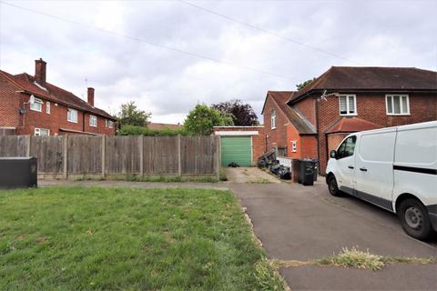 3 bedroom semi-detached house for sale, Manford Way, Chigwell IG7