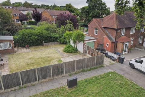 3 bedroom semi-detached house for sale, Manford Way, Chigwell IG7