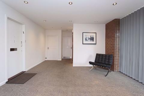 15, Spanbrook High Road, Chigwell, IG7 6AR