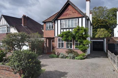 17 Tycehurst Hill, Loughton, IG10 1BX