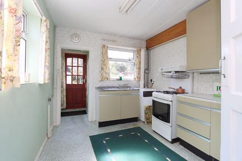 66 Grange Crescent, Chigwell, IG7 5JF