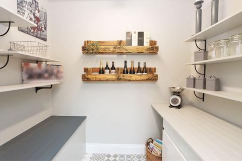 57 Tycehurst Hill, Loughton, IG10 1BZ