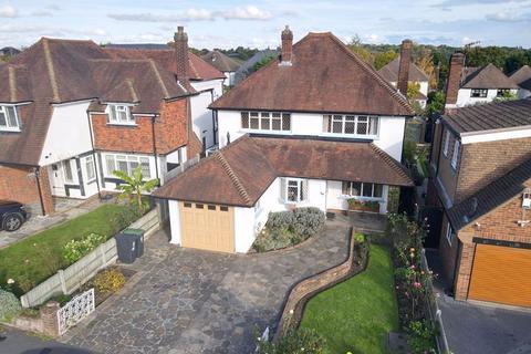 44 Millwell Crescent, Chigwell, IG7 5HY