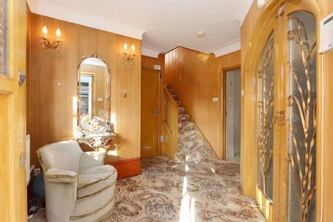 44 Millwell Crescent, Chigwell, IG7 5HY