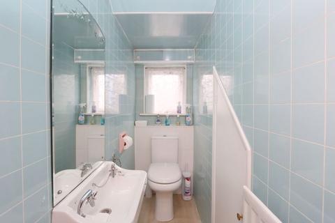 44 Millwell Crescent, Chigwell, IG7 5HY