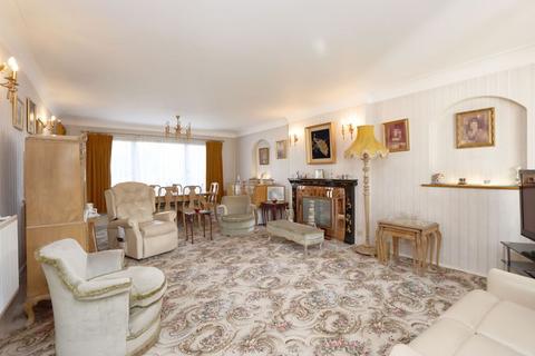 44 Millwell Crescent, Chigwell, IG7 5HY