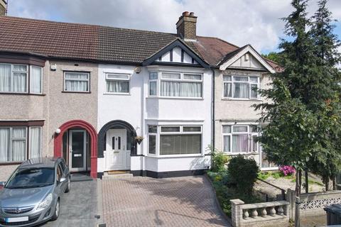 3 bedroom terraced house for sale, Ramsgill Drive, Ilford IG2
