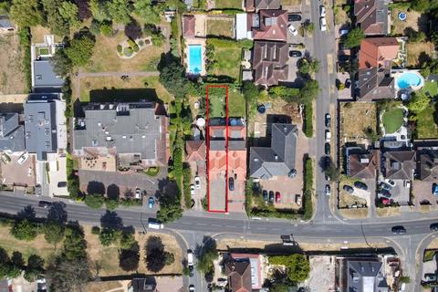 168 Manor Road, Chigwell, IG7 5PX