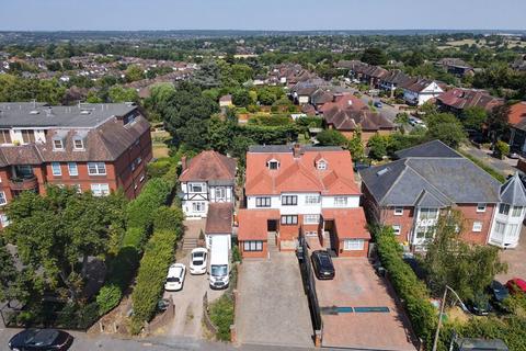 168 Manor Road, Chigwell, IG7 5PX