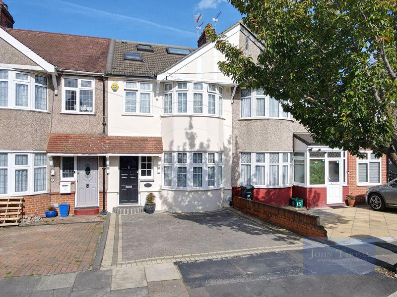 Ryecroft Avenue, Ilford IG5 4 bed terraced house for sale £575,000