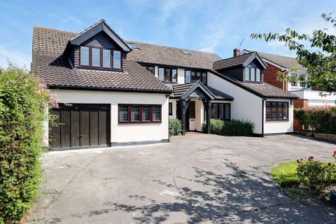 12 Great Owl Road, Chigwell, IG7 6AL