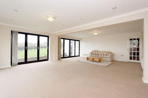 12 Great Owl Road, Chigwell, IG7 6AL