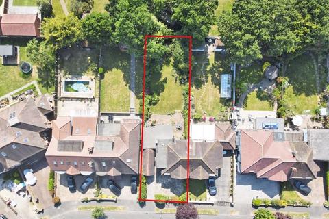 49 Grange Crescent, Chigwell, IG7 5JD