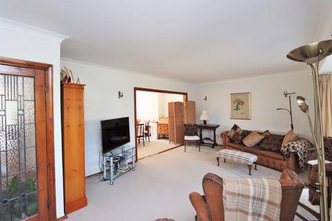 49 Grange Crescent, Chigwell, IG7 5JD