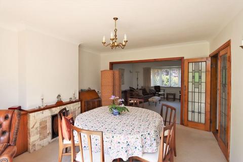 49 Grange Crescent, Chigwell, IG7 5JD