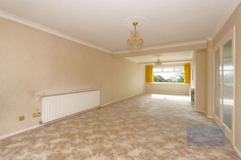 247 Manor Road, Chigwell, IG7 6HL