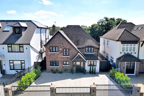 20 Chigwell Rise, Chigwell, IG7 6AB