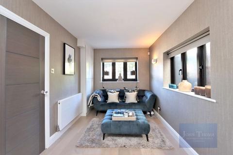 20 Chigwell Rise, Chigwell, IG7 6AB