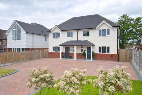 175 High Road, North Weald, Epping, CM16 6EB