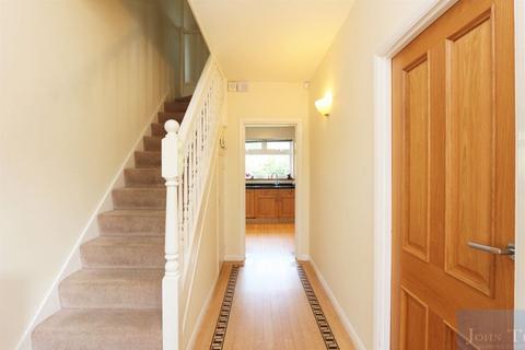 47 Chigwell Park Drive, Chigwell, IG7 5BD