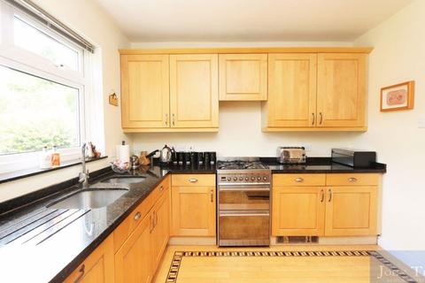 47 Chigwell Park Drive, Chigwell, IG7 5BD
